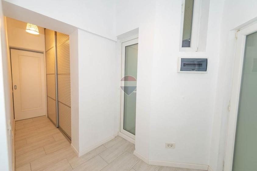 Apartament de vanzare 137 mp, zona centrala, curte proprie - 21