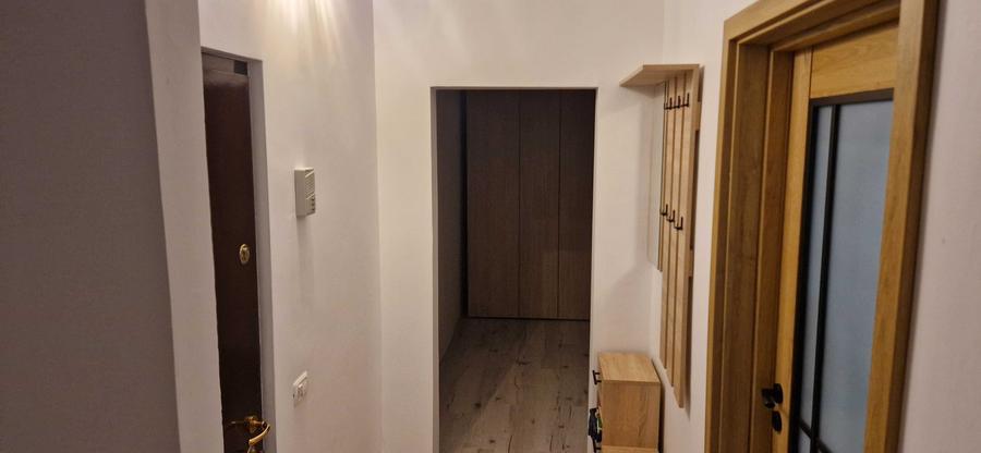 Garsonieră decomandată în Blumăna