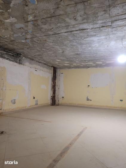 Spa?iu comercial 120 mp compartimentare ideala pentru business - 1