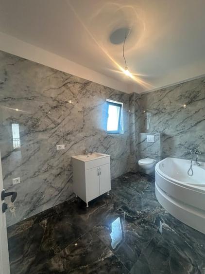 Casă cu 5 camere cu Canalizare în Bragadiru