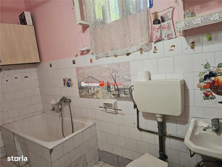 Casă cu 3 camere în Central