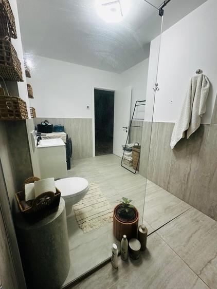 Apartament cu 3 camere decomandat în Cetate
