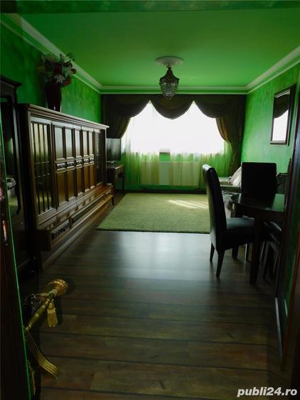Apartament cu 3 camere decomandat în Făgăraș