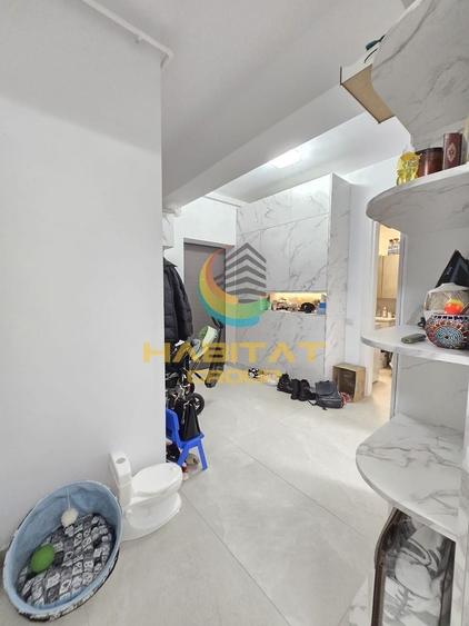 Apartament cu 4 camere decomandat, mobilat în Brâncoveanu