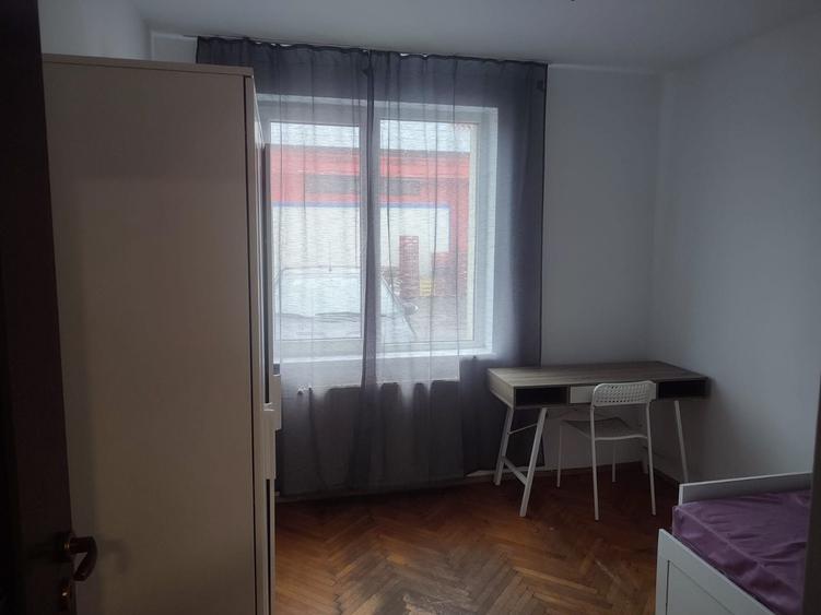 Apartament cu 2 camere decomandat în Florești