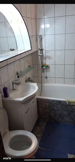 Apartament cu 2 camere decomandat în Burdujeni