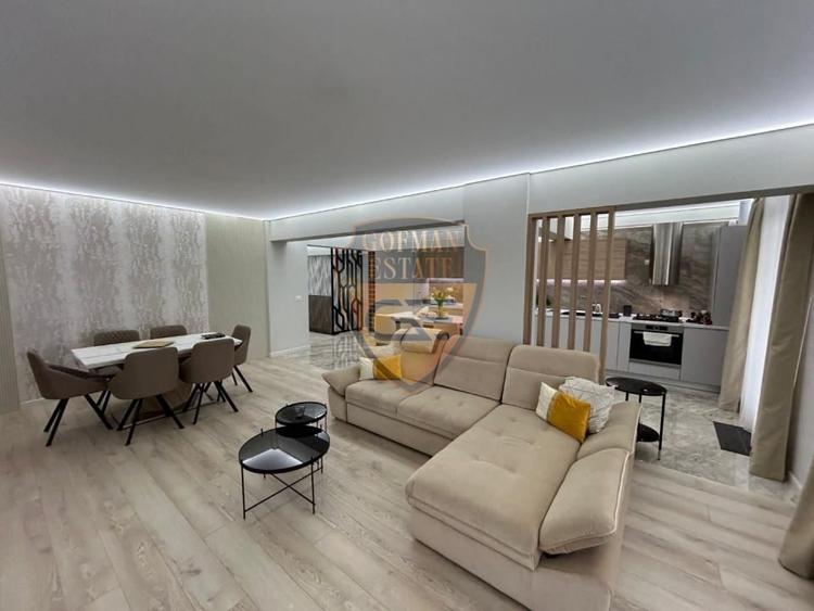 Apartament cu 4 camere decomandat în Mamaia-Sat