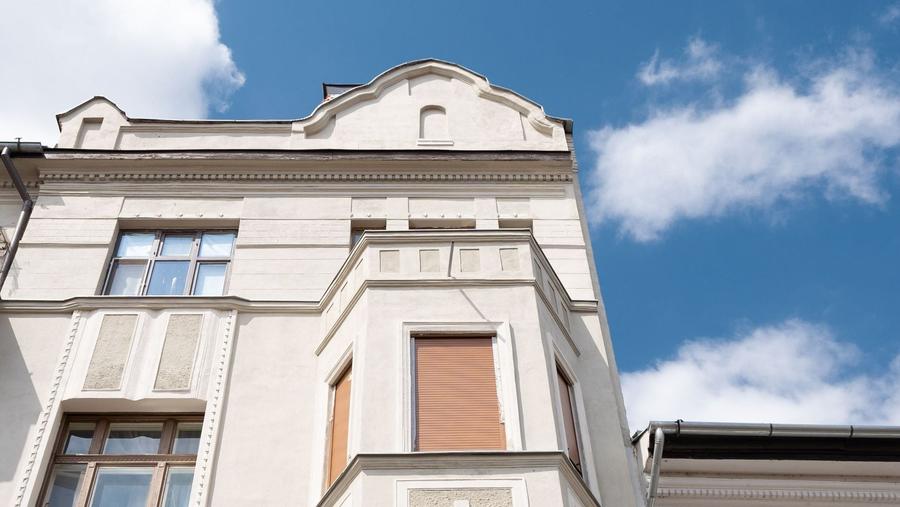 Apartament cu 2 camere semidecomandat, mobilat în Central