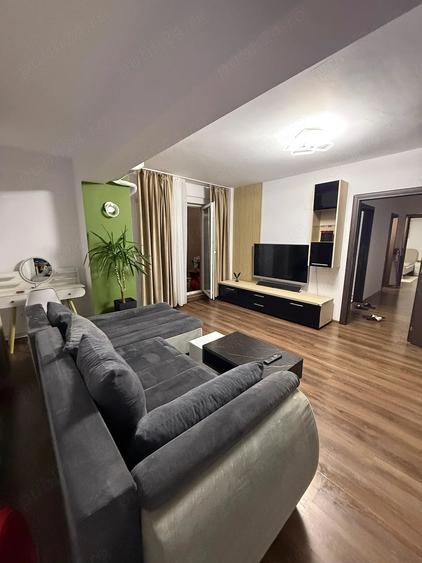 Apartament cu 2 camere decomandat în Gara