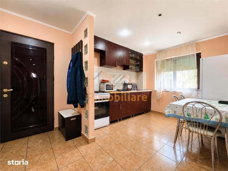 Apartament cu 2 camere semidecomandat în Rogerius