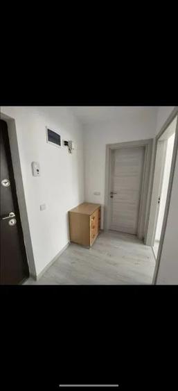 Garsonieră decomandată în Berceni