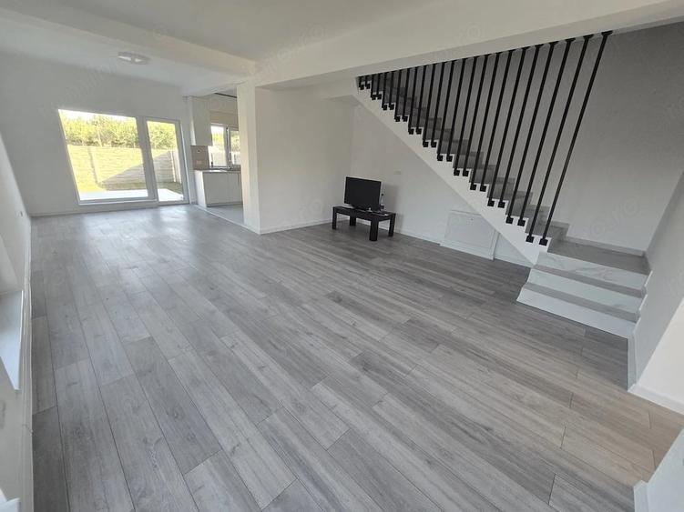 Duplex de Inchiriat 4 camere 2 bai 700 langa Carrefour - 12