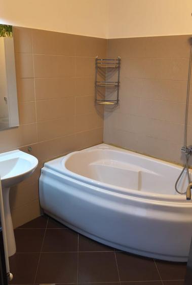 Apartament 2 camere Lux + Loc de parcare  in Bloc Nou langa metrou Valea Oltului - 3