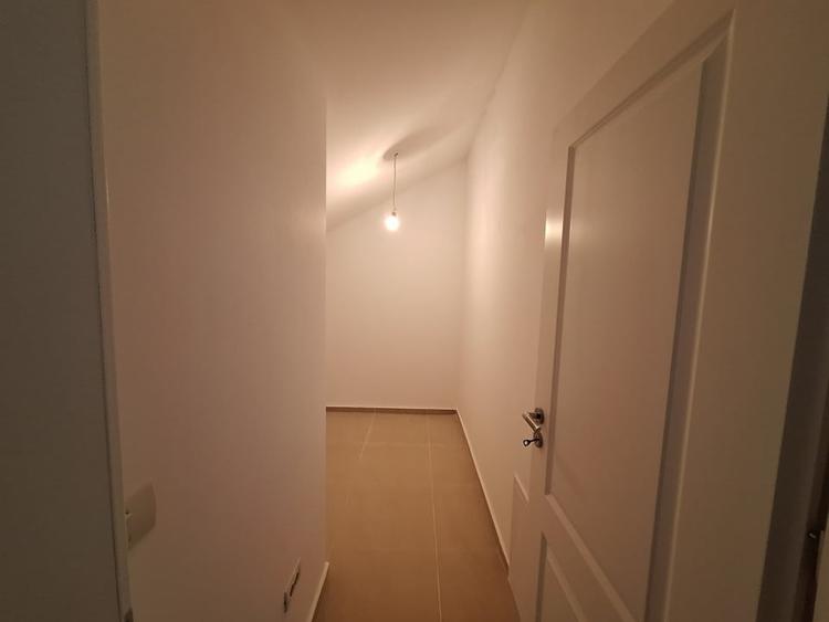 Apartament cu 3 camere decomandat în Chișoda