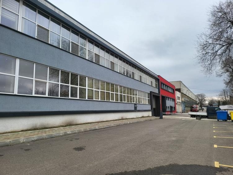 Spațiu industrial, de 1,000 mp, în Tătărași