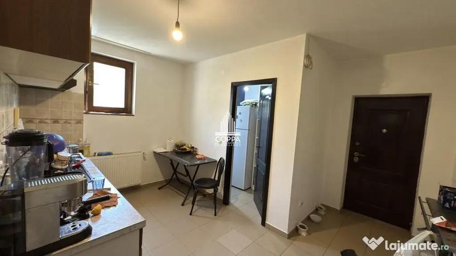 Casă cu 6 camere cu Teren 800 Mp în Central