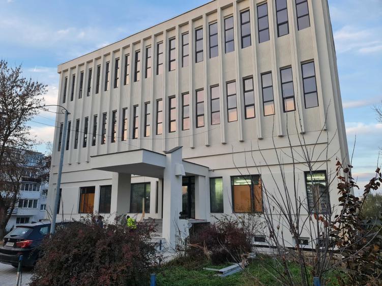 Spațiu comercial, de 355 mp, în Central
