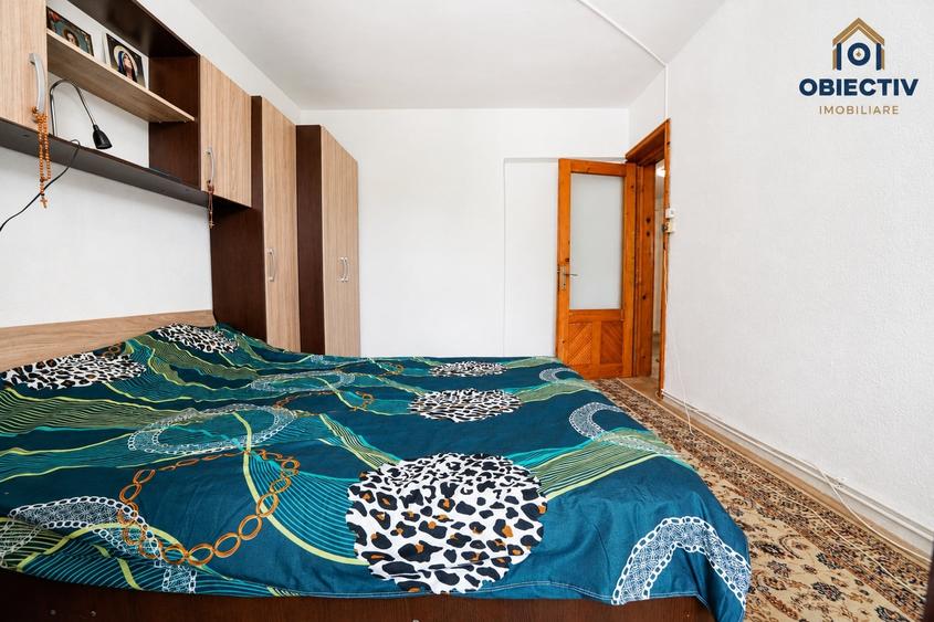 Apartament cu 3 camere decomandat, mobilat în Stejaru (Pângărați)