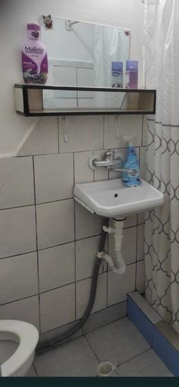 Apartament cu 2 camere semidecomandat în Tractorul