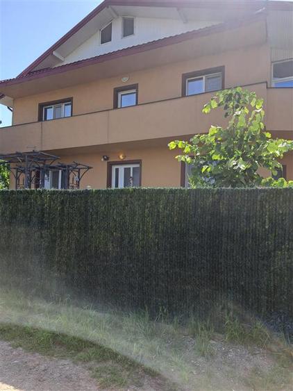 Casă cu 6 camere cu Canalizare în Bucium