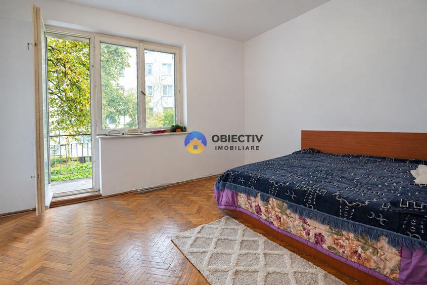 Apartament cu 3 camere semidecomandat în Central