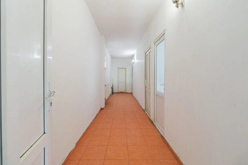 Spatiu de inchiriat la intrarea in Bragadiru - 13