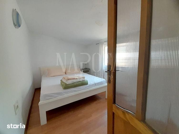 Casă cu 7 camere cu Teren 551 Mp în Sânmartin