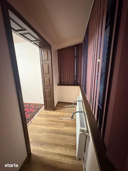 Apartament cu 3 camere decomandat în Hala Centrală