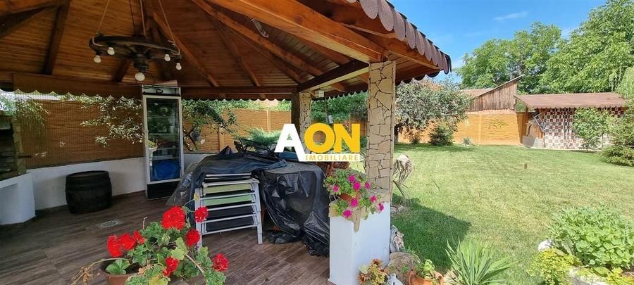 Casă individuală cu 4 camere cu Teren 1153 Mp în Șard
