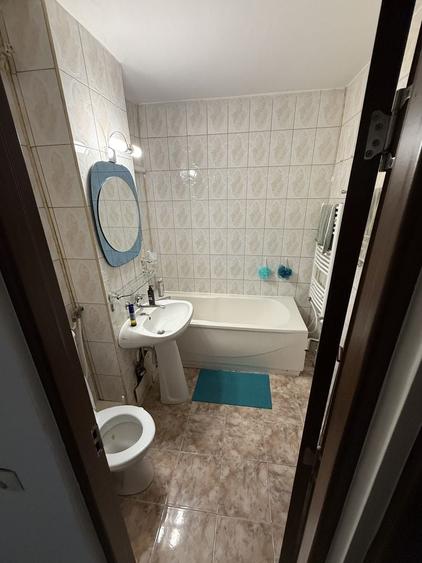 Apartament cu 2 camere decomandat în Milcov