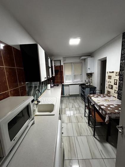Apartament cu 2 camere decomandat în Năvodari Tabără