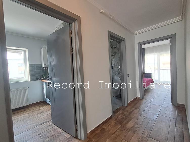 Apartament cu 3 camere decomandat în Florești