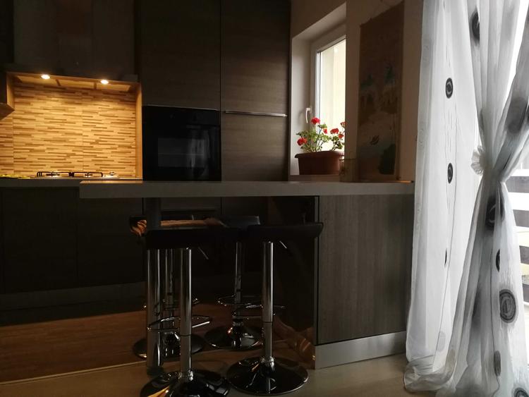 Apartament cu 2 camere semidecomandat în Primăverii