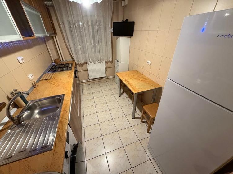 Apartament cu 2 camere decomandat în Dristor