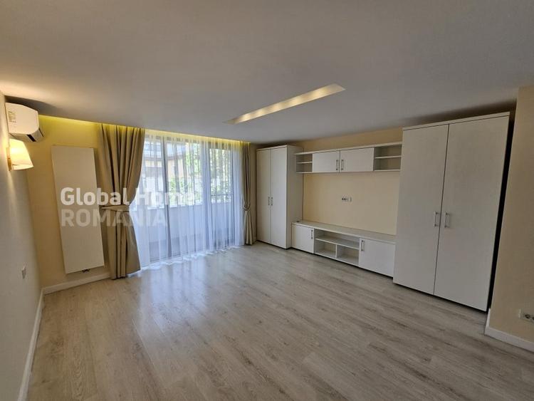Duplex cu 7 camere cu Canalizare în Pipera
