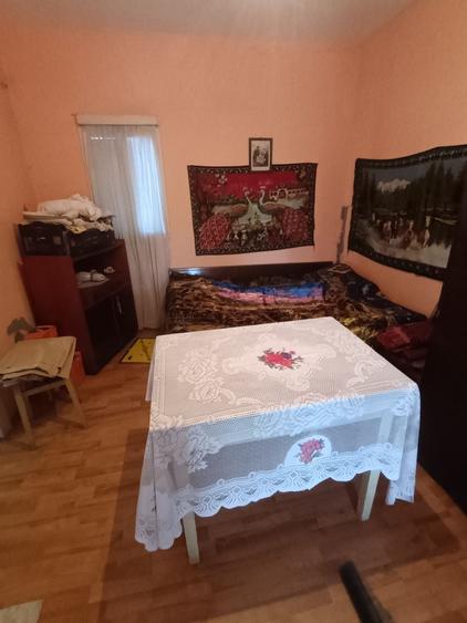Casă cu 4 camere în Obârșie