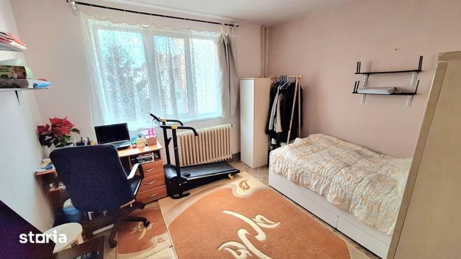 Apartament cu 2 camere decomandat în Sud