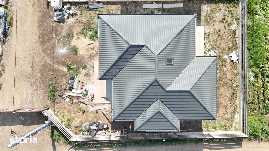 Casă cu 4 camere cu Teren 400 Mp în Valea Lupului