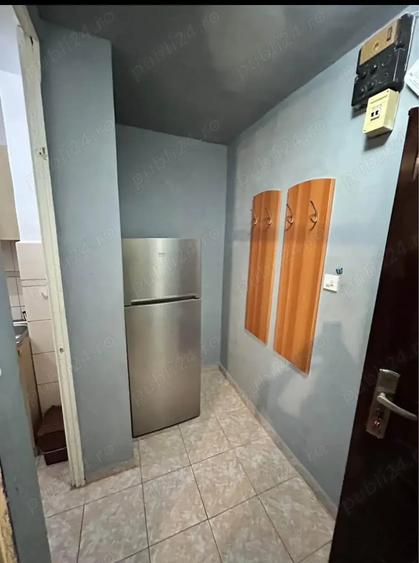 Garsonieră decomandată în Rogerius