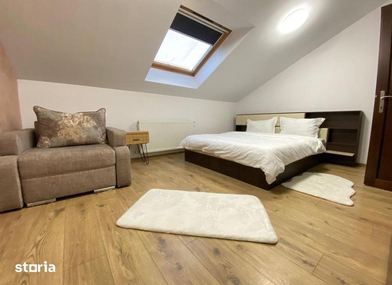 Apartament cu 3 camere în Centru Civic
