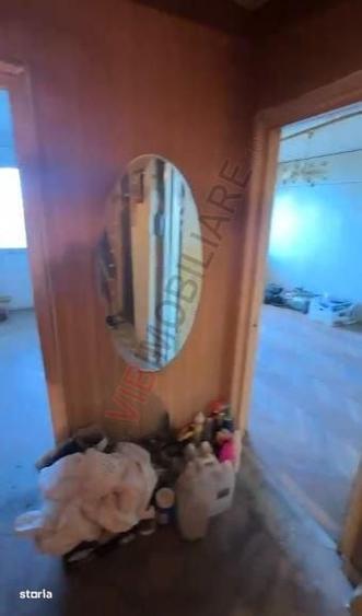 Apartament cu 3 camere în Mazepa 1