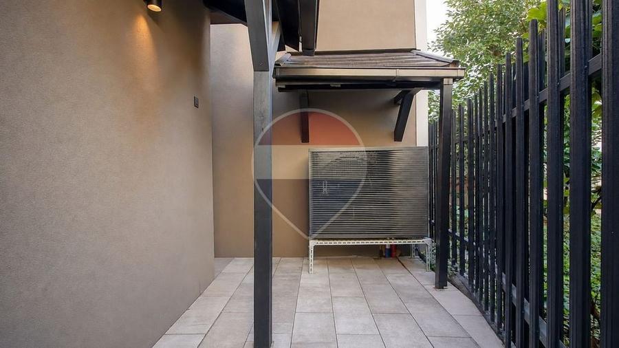 Casă cu 3 camere cu Teren 230 Mp în Bartolomeu