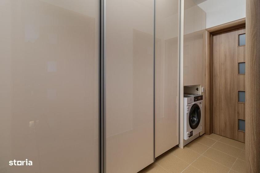 Apartament cu 3 camere, mobilat în Metalurgiei