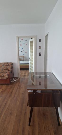 Apartament cu 3 camere în Liteni