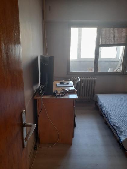 Apartament cu 3 camere în Obor