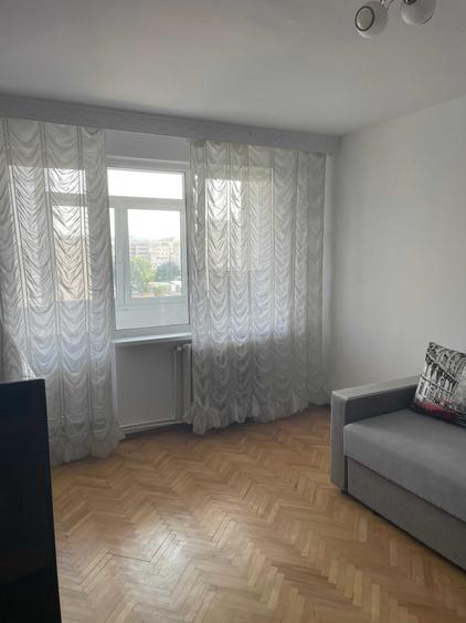Apartament cu 2 camere decomandat în Alexandru cel Bun