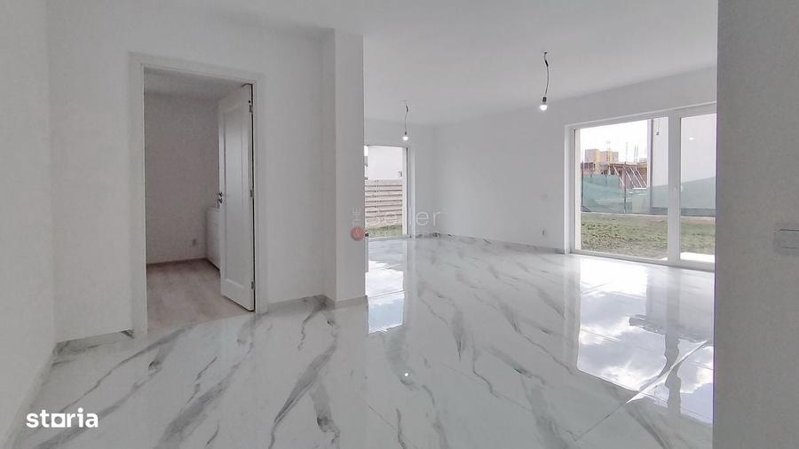 Casă cu 3 camere cu Teren 500 Mp în Noua