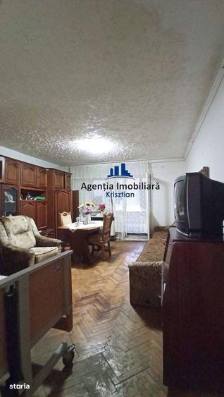 Apartament cu 2 camere decomandat în Carpați 2
