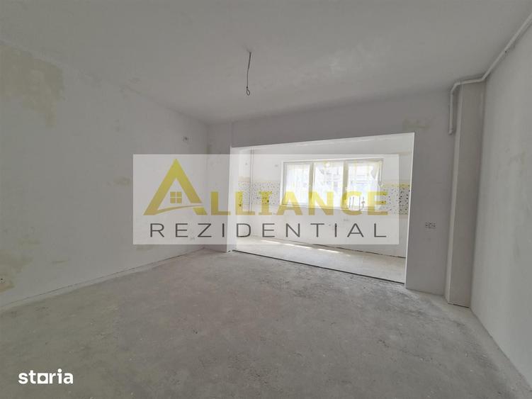 Apartament cu 3 camere în Central — fotografia 3