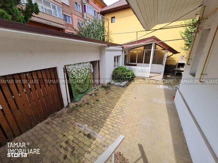 Spațiu comercial, de 250 mp, în Romanilor